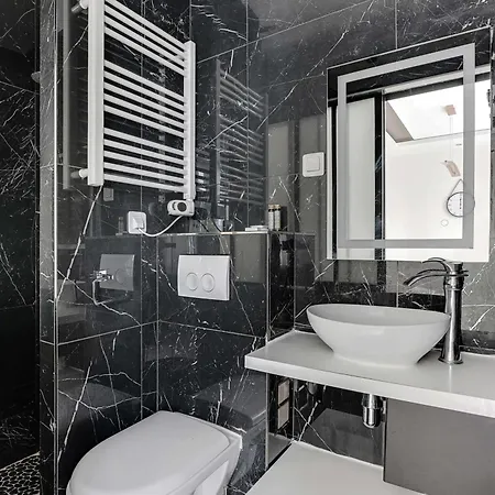 Charming 4p - Bonne Nouvelle Heart Of